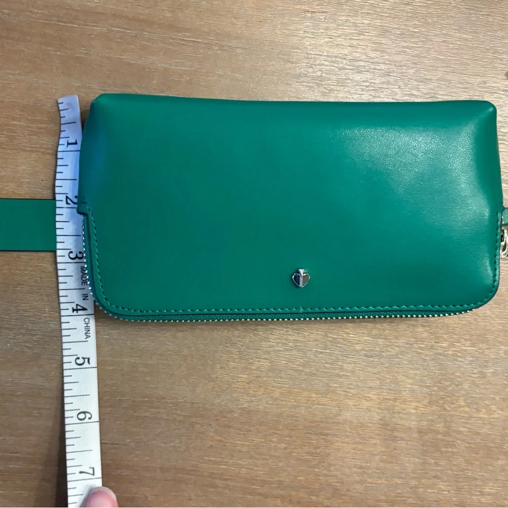 Kate Spade New York Zip Top Leather Belt Bag, Vibrant Green, Size S/M, NWT
